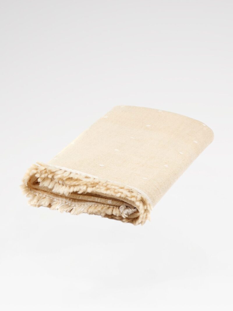 Fringed hand-woven ehram