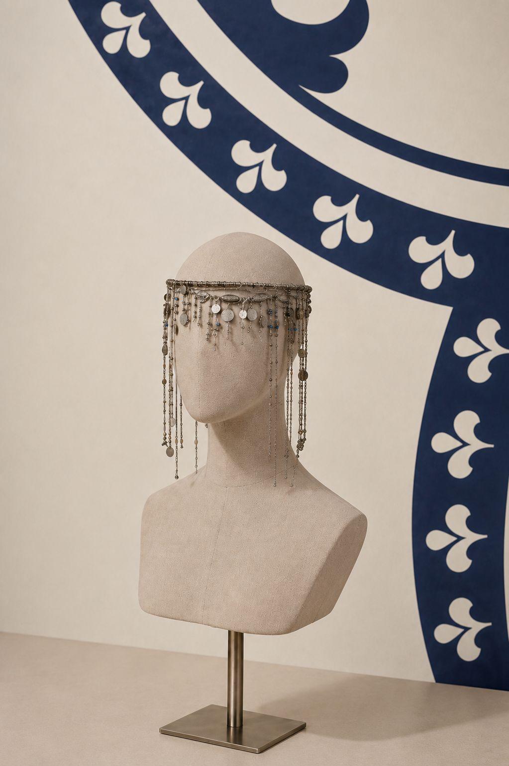 oak0005-Silver-Headdress