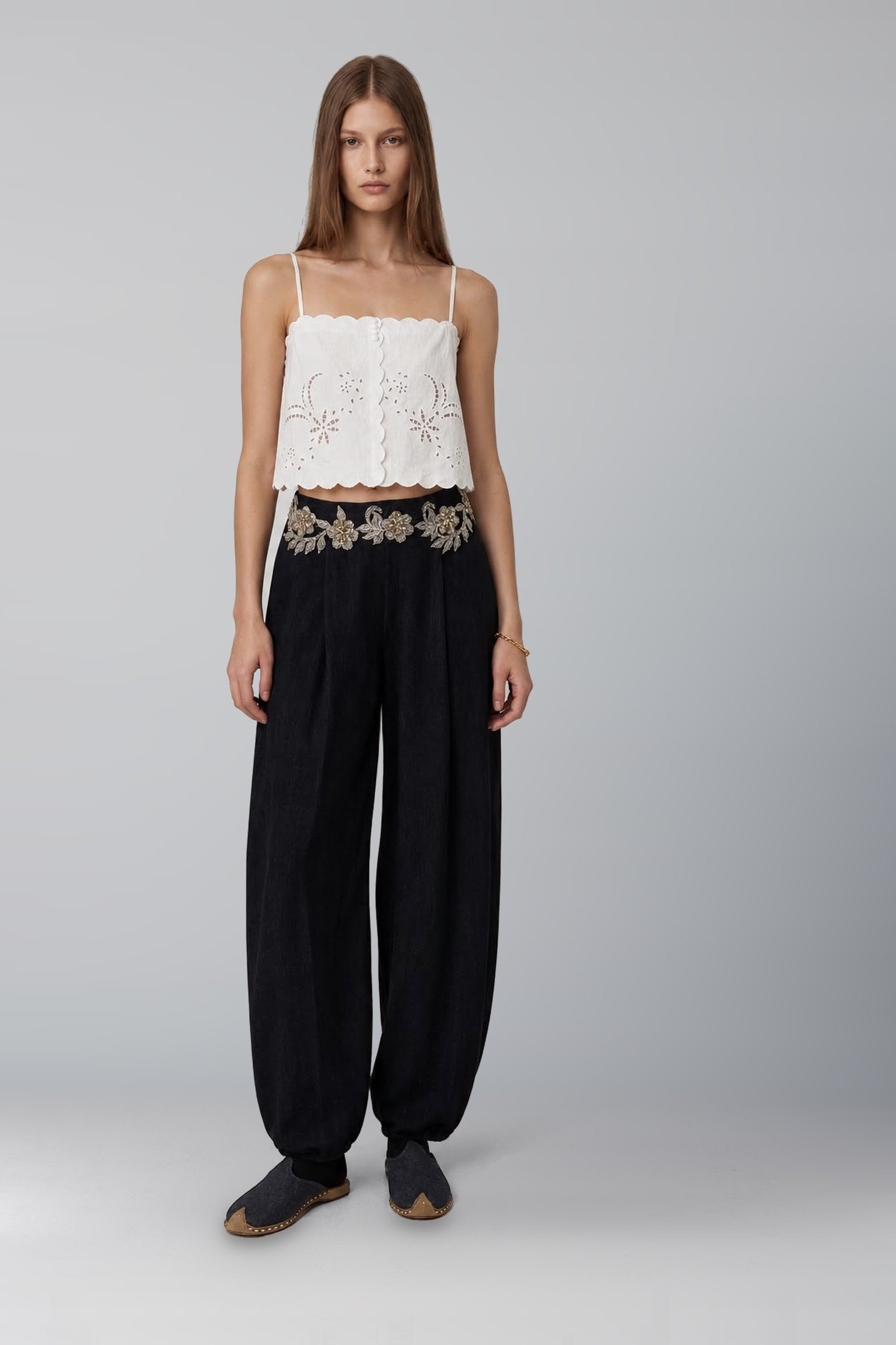 scalloped-eyelet-embroidered-crop-top-2